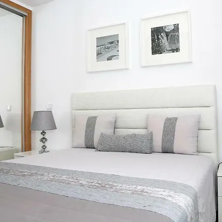 Genny's Place *